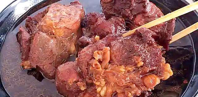 卤牛肉，不要直接下锅煮，教你正确做法，牛肉鲜嫩入味，不柴不腥