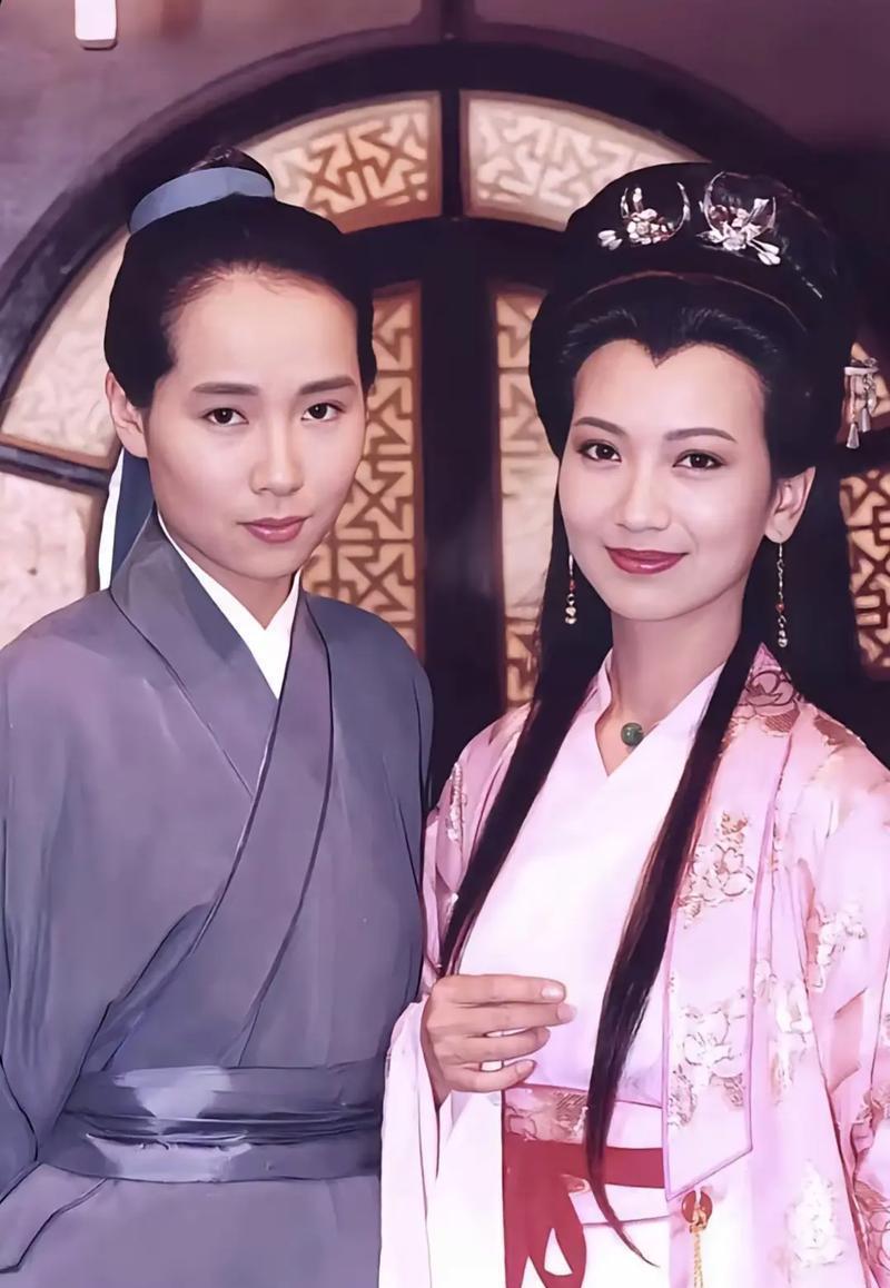 没想到33年过去了，才知道当年的许仙为什么非要找个女人来演，真相让人意外