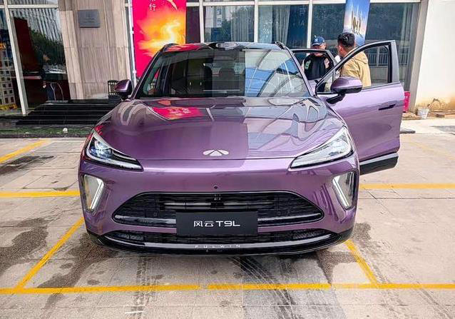风云T9L中型插混SUV：4870mm大空间 5秒破百，却只要20万出头？