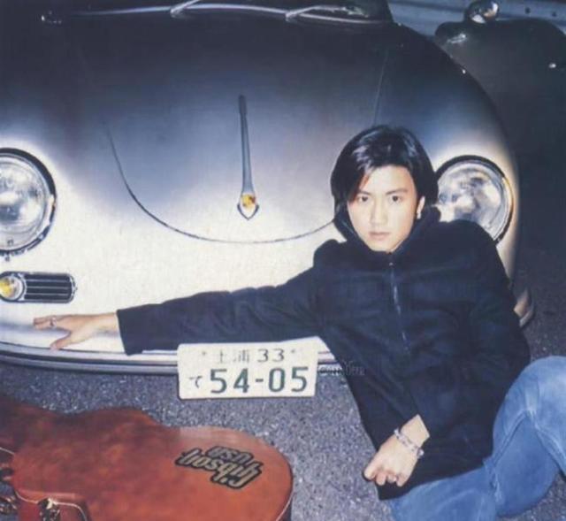 金晨被曝肇事逃逸，牵连谢霆锋，顶包案后被打、被监禁、事业尽毁