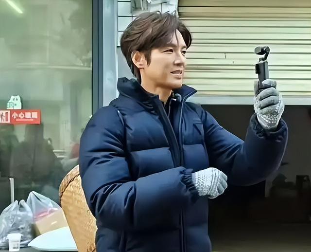 51���Ӻ�����״�������ᣬ����Ƥ�ɿ壬�ɴ��ٷ����ֱ���������ͷ