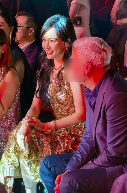 欧莱雅年会这天，看了宋茜肌肉腿和唐嫣粗臂，才知珠圆玉润有多美