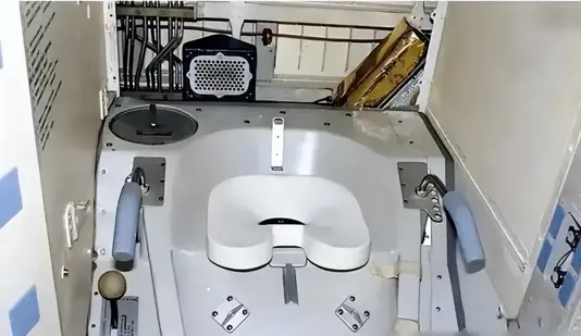 Ů����Ա��̫���У���α����Լ�����˽������ŮӢ������̫����