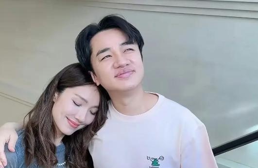 王祖蓝举家搬离上海，重回香港生活！