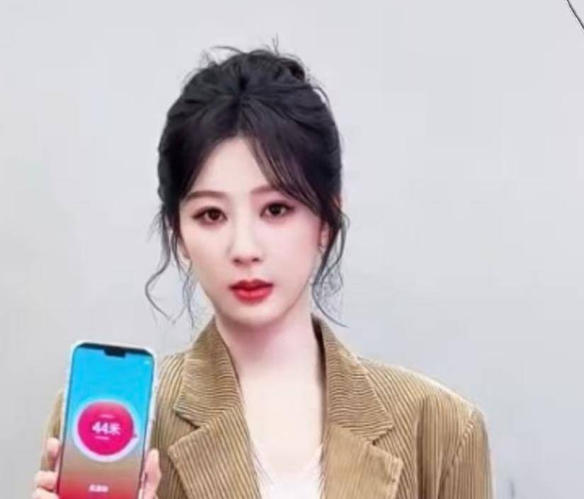 《生命树》被扒注水、海报虚假大女主，恐将重走《太平年》老路？