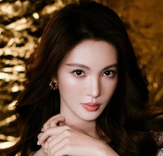 金晨道歉一举三得！晒脸部受伤照有玄机，3大细节对不上惹质疑！