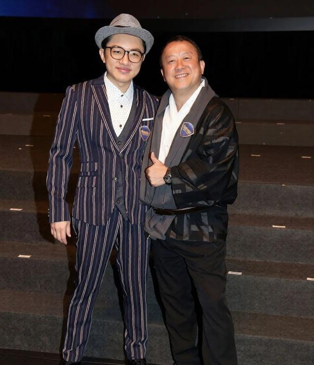 被爆因钟嘉欣辞任TVB高层！香港知名男星自嘲不才，不善处理人际