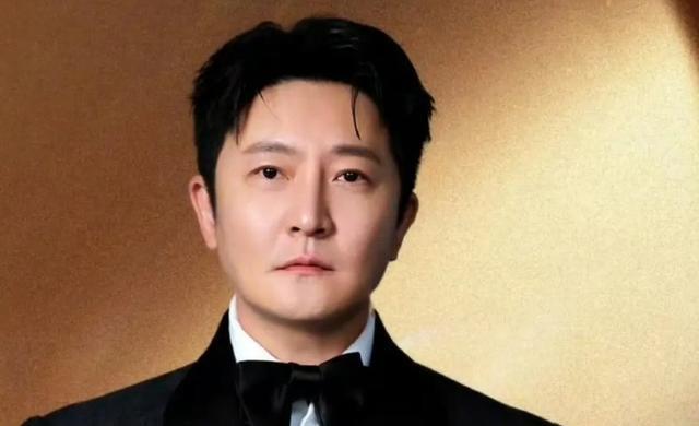 拒绝走红毯，与孙俪拥抱!39岁杨幂终于走上了演员的另一条大路