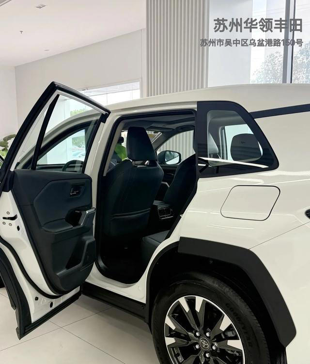 为什么很多家庭会选择一汽丰田全球第六代荣放？