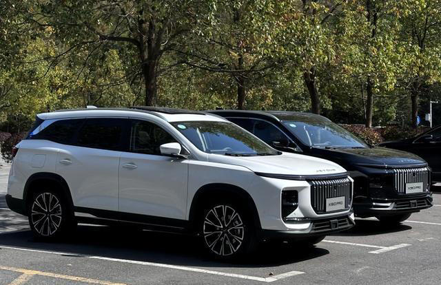 12万起，奇瑞“大块头”SUV上市！零重力座椅带按摩，5／6／7座可选