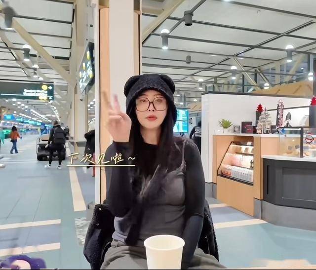 王祖贤全面复出，晒一日三餐，网友：难怪看起来像30岁