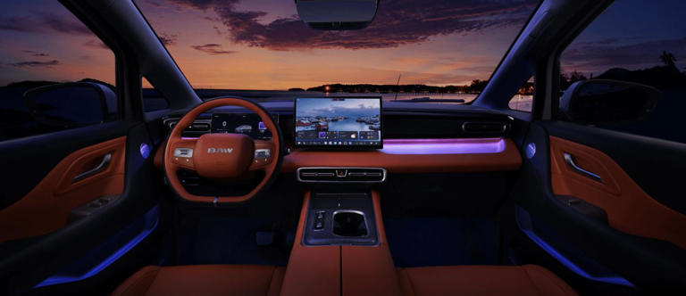 中大型MPV已上市，14.98万起售！航空座椅带腿托，外观挺气派