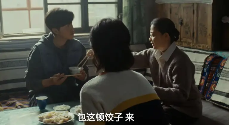 《生命树》中的关系户！既是童星，又是星二代，父母是赵本山徒弟