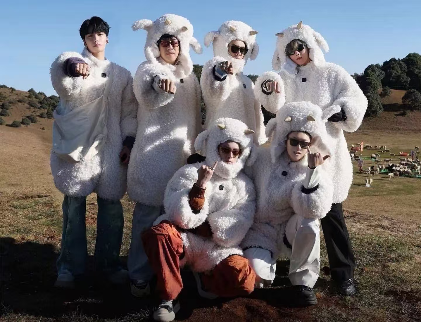 内娱活人实锤！黄子韬泳裤沾水“消失”，发博怒怼节目组求打码