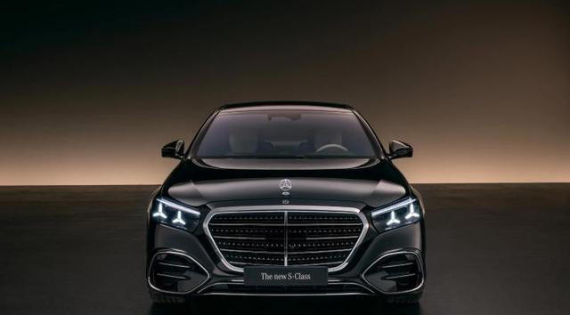 “老钱”和“新钱”全都要！新款奔驰S变了，却有着熟悉的味道