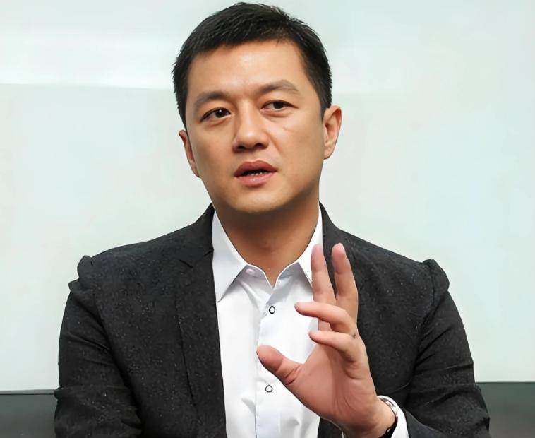 一位小网红称给嫣然捐了5000W，被网友嘲讽是吹牛，李亚鹏却出面证实