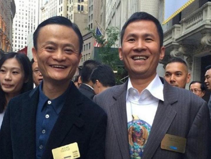 一位小网红称给嫣然捐了5000W，被网友嘲讽是吹牛，李亚鹏却出面证实