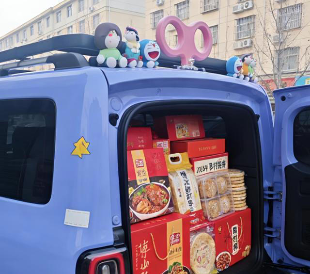 雪佛兰换标SUV！真越野，能自动泊车，旗舰版仅8万级