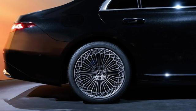 “老钱”和“新钱”全都要！新款奔驰S变了，却有着熟悉的味道