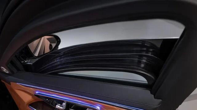 “老钱”和“新钱”全都要！新款奔驰S变了，却有着熟悉的味道