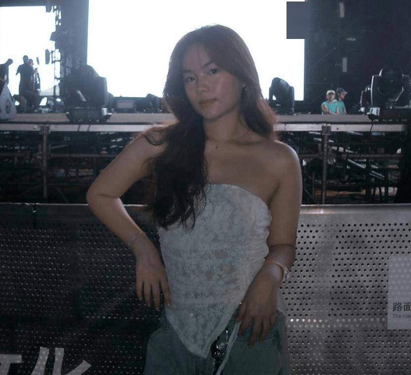 TVB小花是非缠身被打入冷宫？传TVB力捧20岁声梦学霸上位！网友大赞她有头脑