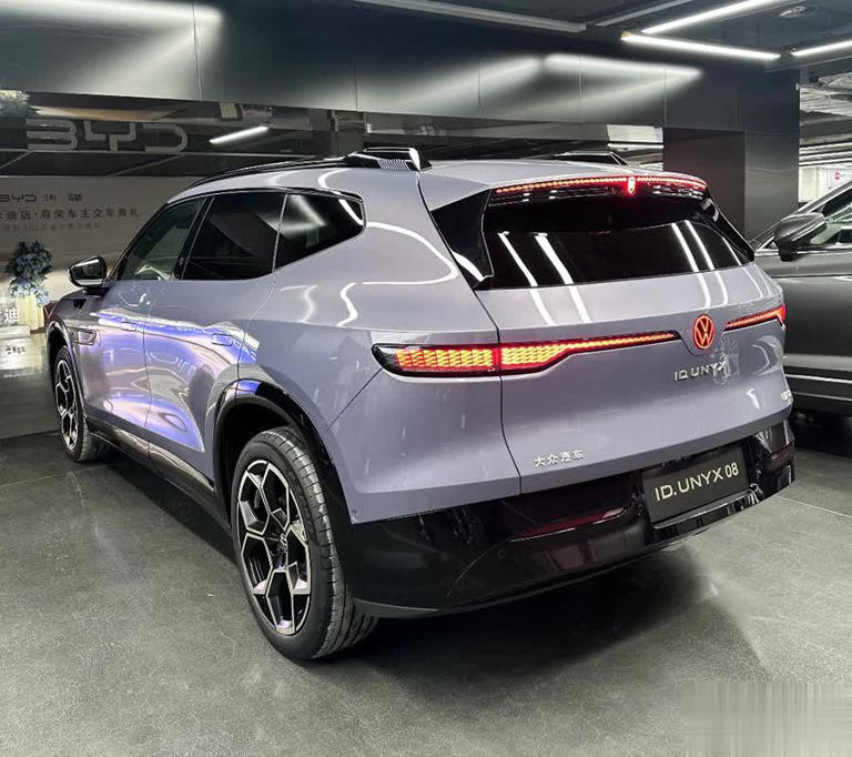 大众全新纯电SUV亮相，5米车长，造型前卫续航最高730km