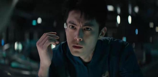 春节档预售排名，张艺谋《惊蛰无声》仅第二，《星河入梦》太可惜