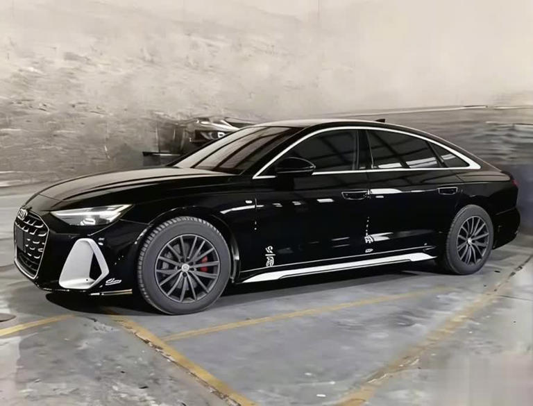 全新国产奥迪A6L现身，变“运动型男”长度增92mm