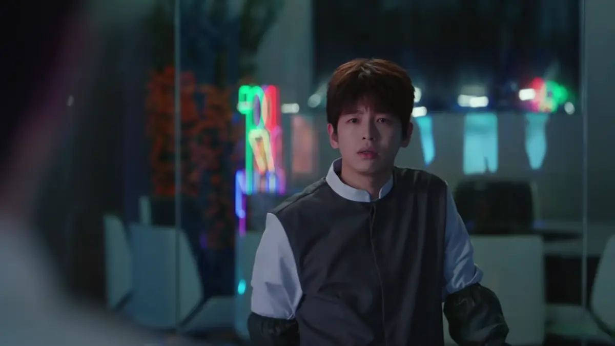 《年少有为》裴谦当保洁跑代驾彻底摆烂，辛特助一句话揭露真相