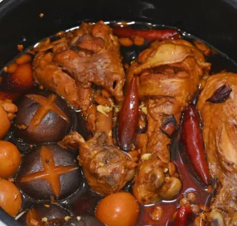 不管卤什么肉，只需记住这4种香料，卤出来的肉既香且入味