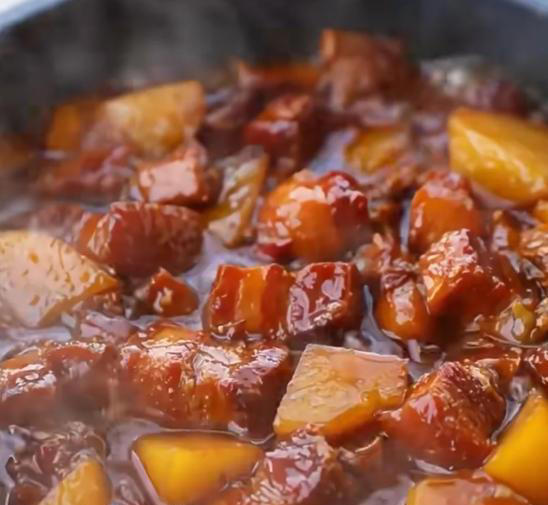 不管卤什么肉，只需记住这4种香料，卤出来的肉既香且入味