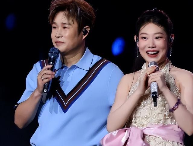 离春节仅1周，沈佳润被全面抵制，小沈阳受牵连，成龙也被拉下水