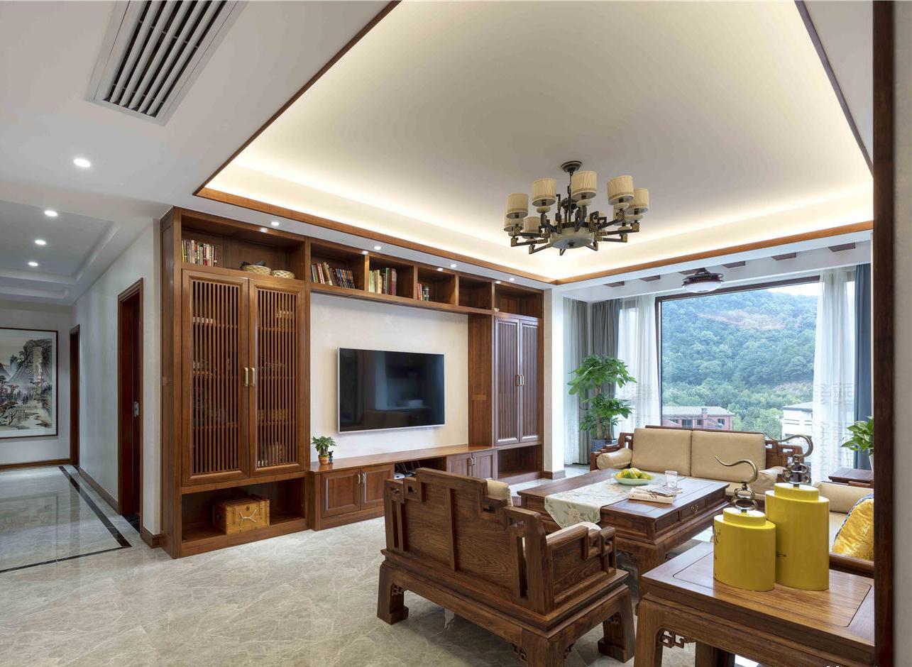 新中式以实木家具，展现出温馨与淡雅的气质