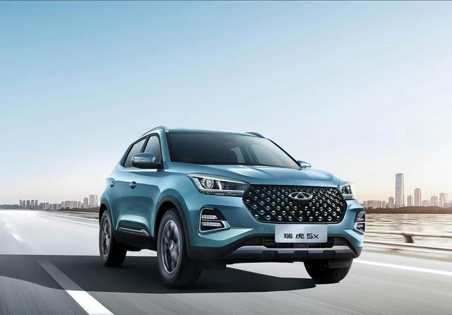 奇瑞新款SUV实车现身，外观很个性，轴距2630mm，配1.5T发动机