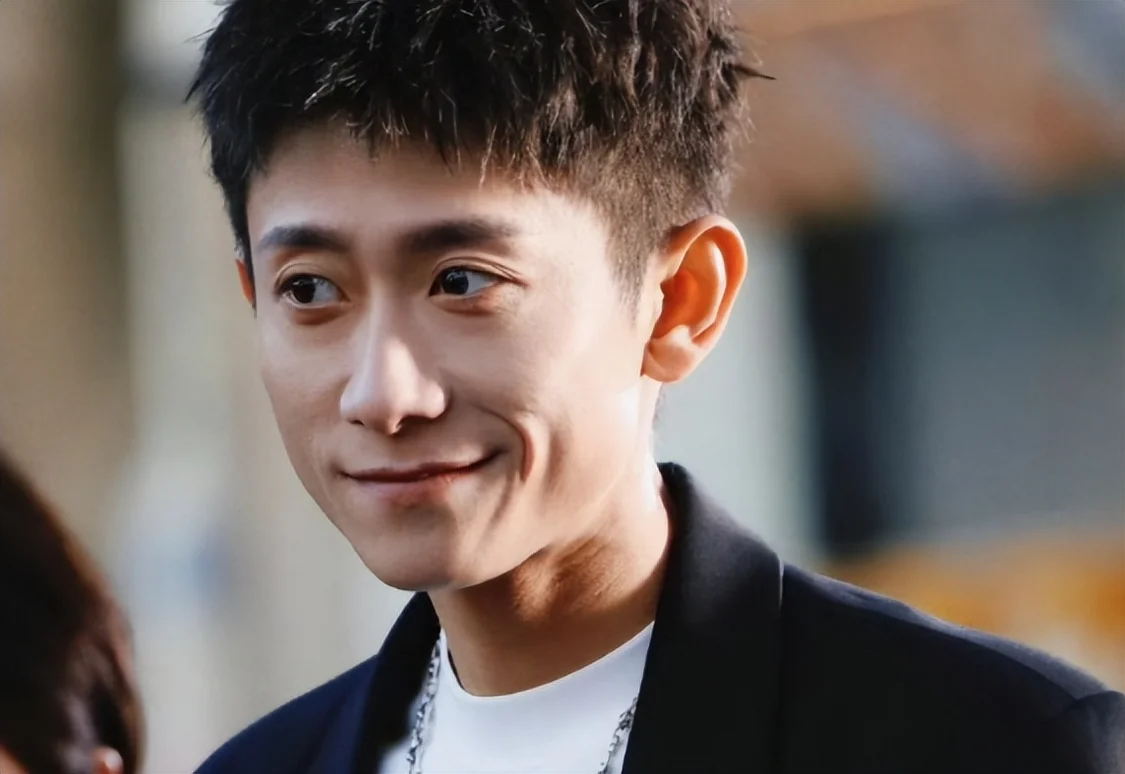 杨紫这一段“三角恋”戏,在全网火了,张一山的话终于有人信了!