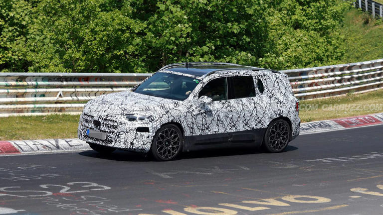 2027 Mercedes-Benz GLB Spy Photos (8)