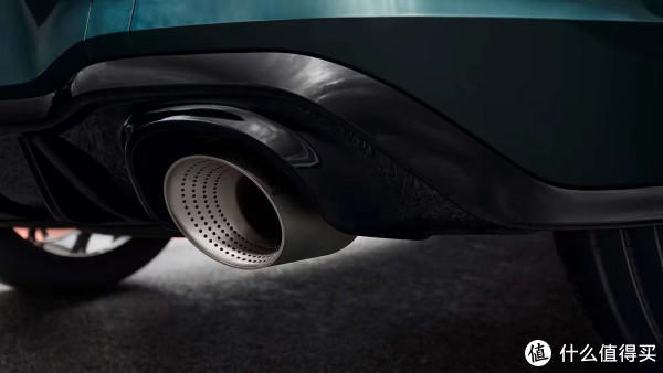 最强量产GTI！高尔夫50周年版：325马力+钛合金排气，极速270km/h