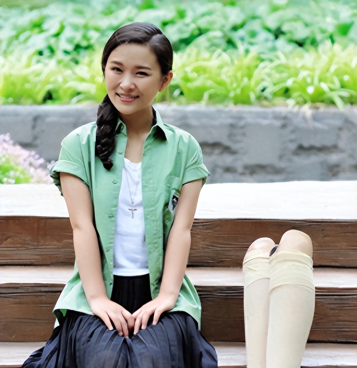 40岁无腿廖智现状：赴美产四胎女儿，被美籍丈夫宠成公主