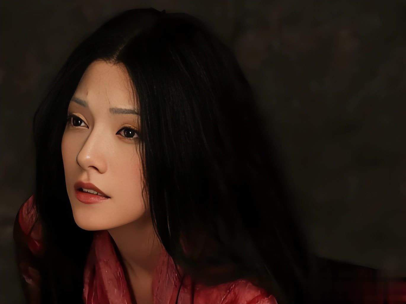 ���ڽ�����һ�죬���������������Ů���ع⣬������̬��˵��һ��