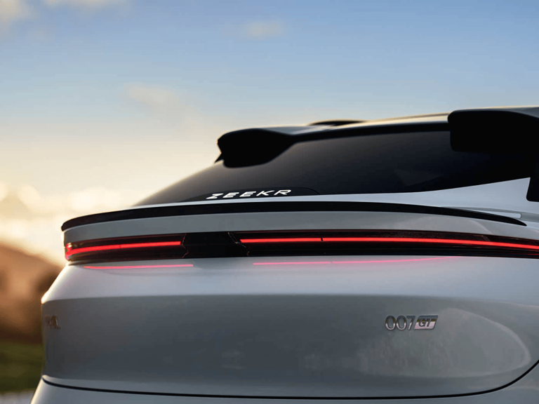 极氪、阿维塔、小米新势力GT车型大比拼，谁才是性能实用之选？