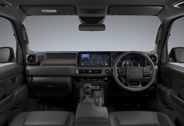 丰田经典越野车换代，IMV平台打造，2.8L柴油发动机+分时四驱