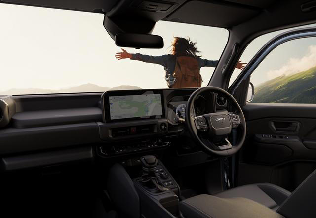 丰田经典越野车换代，IMV平台打造，2.8L柴油发动机+分时四驱