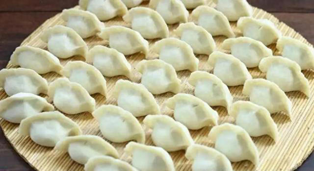 煮饺子，“点水”还是“不点水”? 面点师：差别很大，建议弄明白