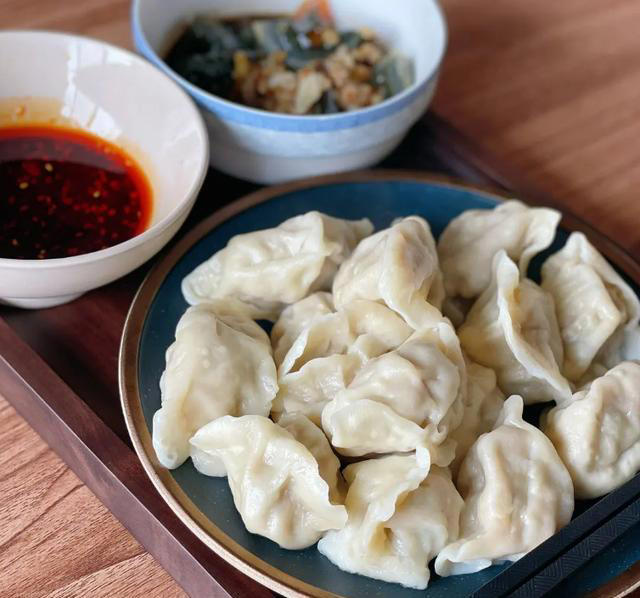 煮饺子，“点水”还是“不点水”？面点师：差别很大，建议弄明白