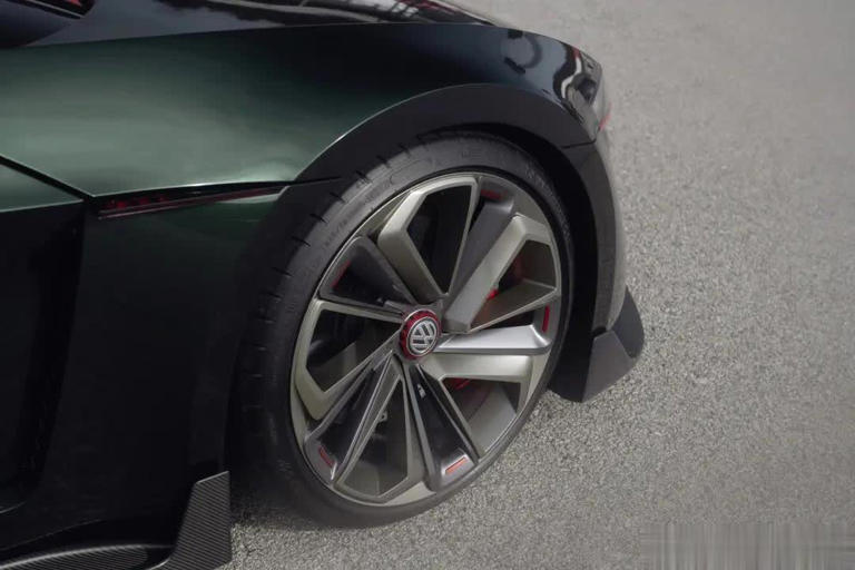 大众复活双涡轮增压V6高尔夫GTI敞篷跑车