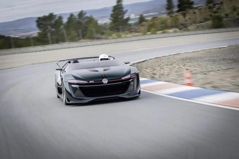 大众复活双涡轮增压V6高尔夫GTI敞篷跑车