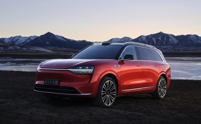 问界 M9 六座和五座的智慧出行体验方面有没有不同？