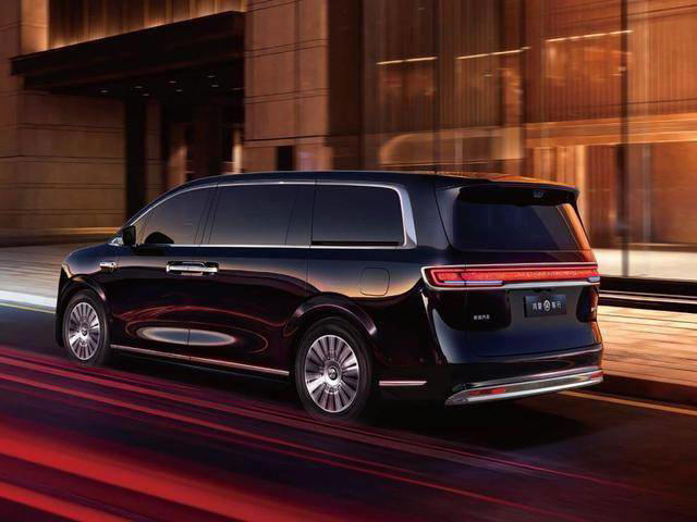 华为智界V9春季上市，增程无焦虑+旋转座椅，能否定义高端MPV新体验？