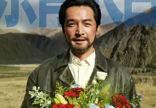20年前，张冕为护胡歌离世，胡歌许诺赡养其父母，如今他做到了吗