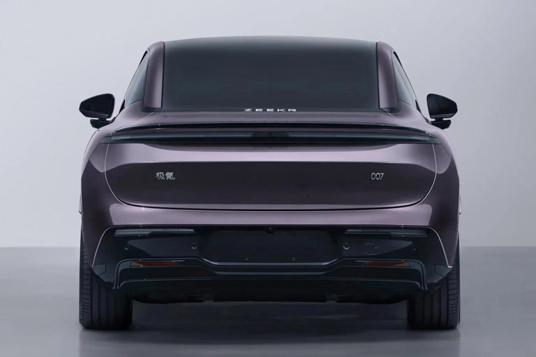 极氪2026年新车计划：极氪8X打头阵，双车将改款